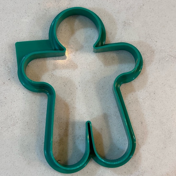 BOGO Log Cabin Syrup Gingerbread Man cookie cutter green plastic 1992 - Picture 3 of 5